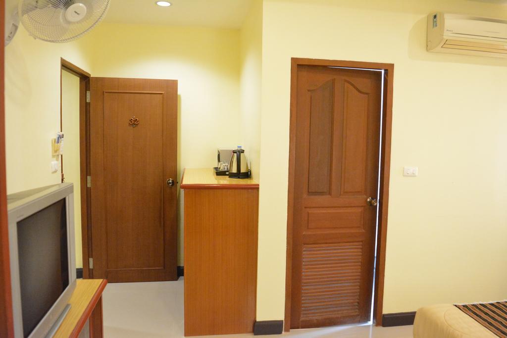 Pornthep Hotel 2 Ban Klong Haeng Экстерьер фото
