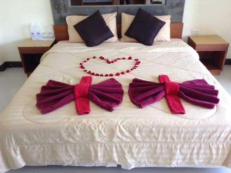 Pornthep Hotel 2 Ban Klong Haeng Экстерьер фото