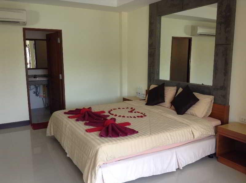 Pornthep Hotel 2 Ban Klong Haeng Экстерьер фото