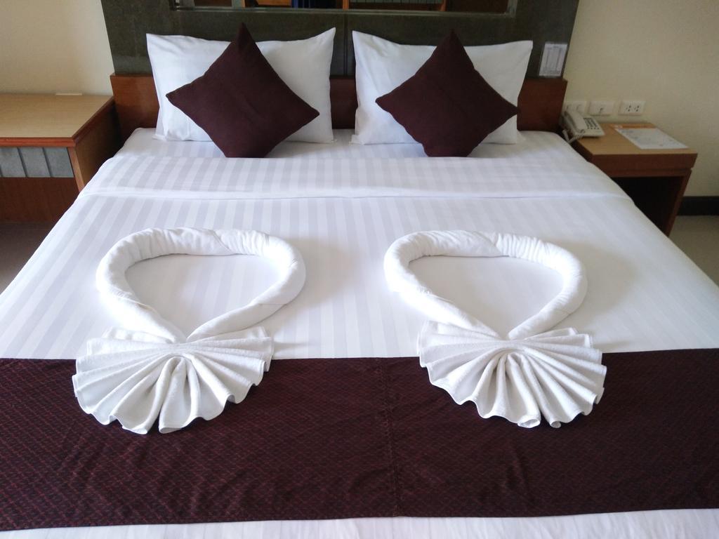 Pornthep Hotel 2 Ban Klong Haeng Экстерьер фото
