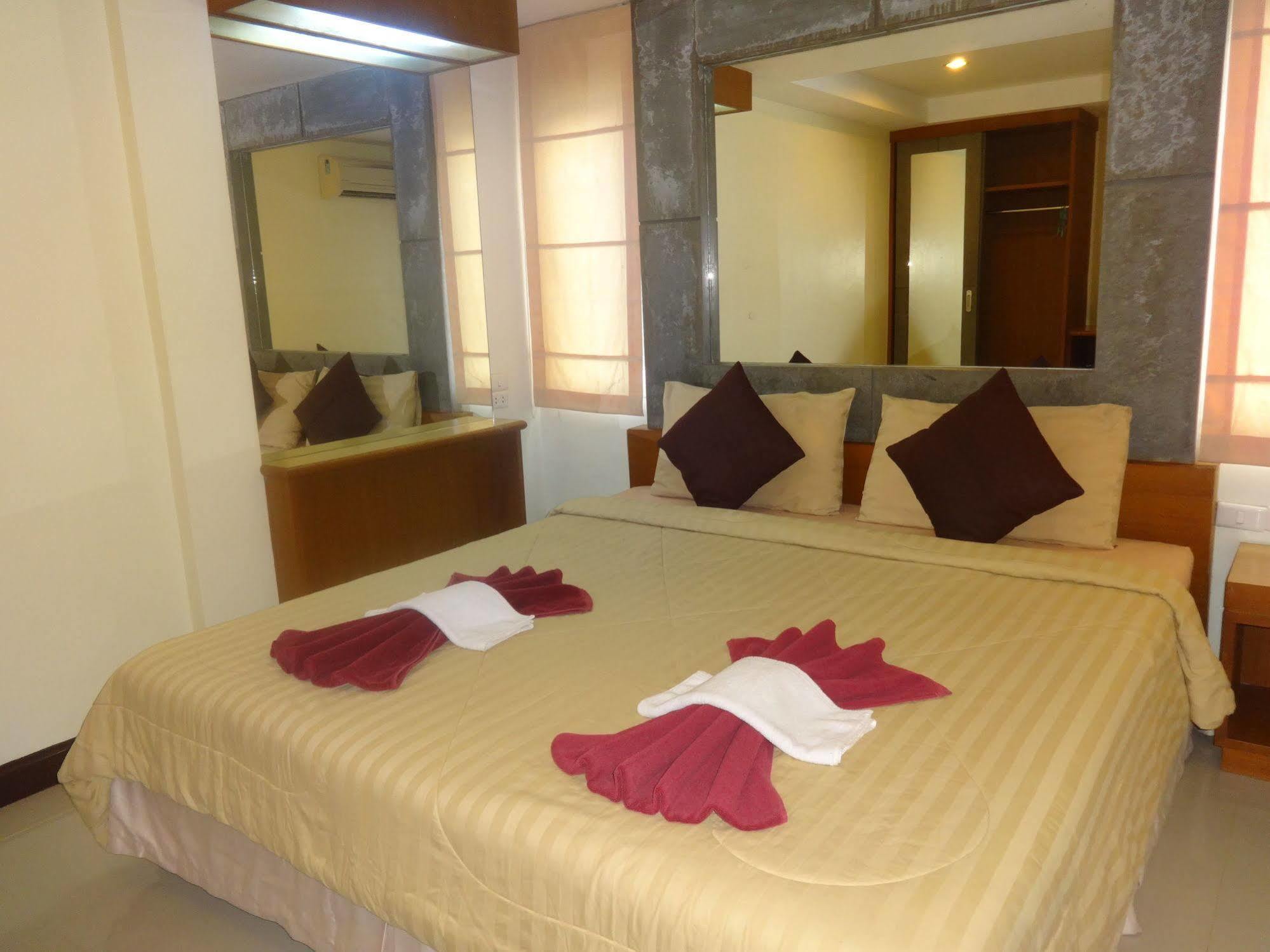 Pornthep Hotel 2 Ban Klong Haeng Экстерьер фото